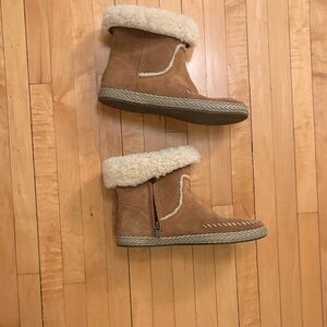 Ugg Tan Shearling Trim Ankle Boots